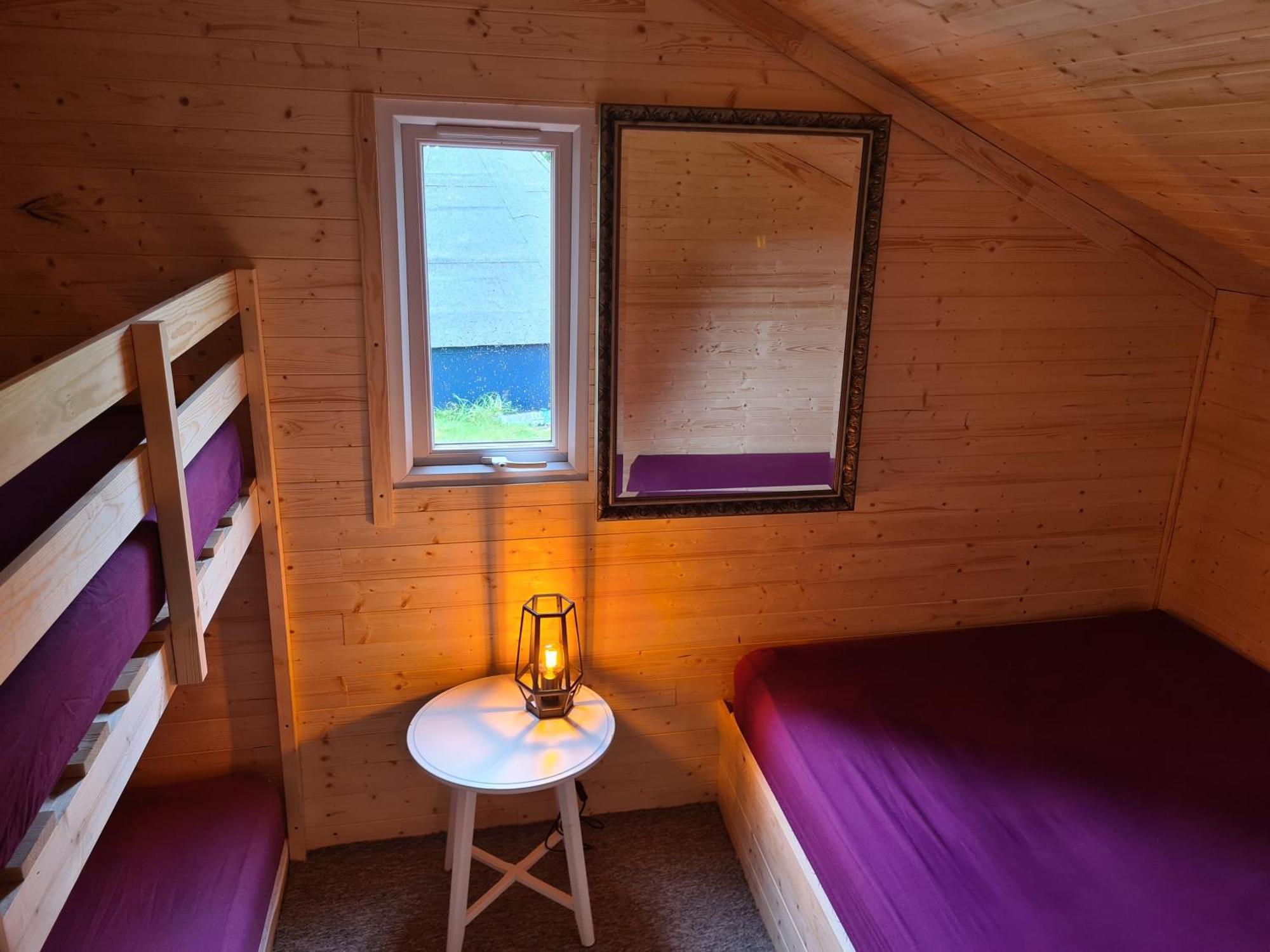 Bell Tent Glamping At Royal Victoria Country Park サウサンプトン エクステリア 写真