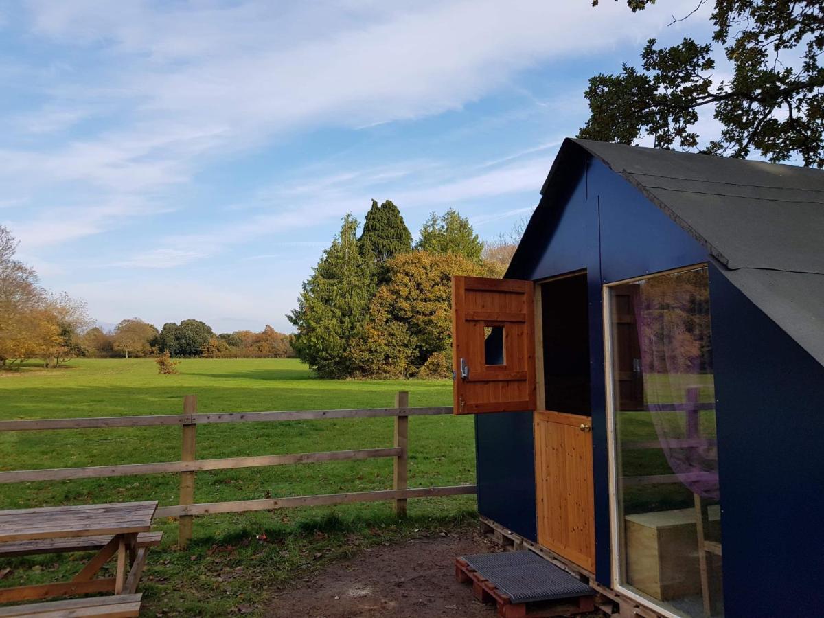 Bell Tent Glamping At Royal Victoria Country Park サウサンプトン エクステリア 写真
